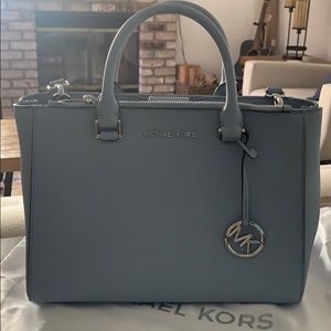 Mint Condition Michael Kors 👜 handbag